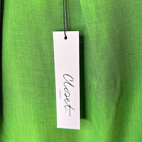 NWT- This gorgeous ensemble is a steal of a deal. This is NEW never worn w/ tags - Picture 8 of 12